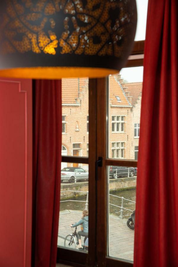ホテル Uilenspiegel Brugge エクステリア 写真